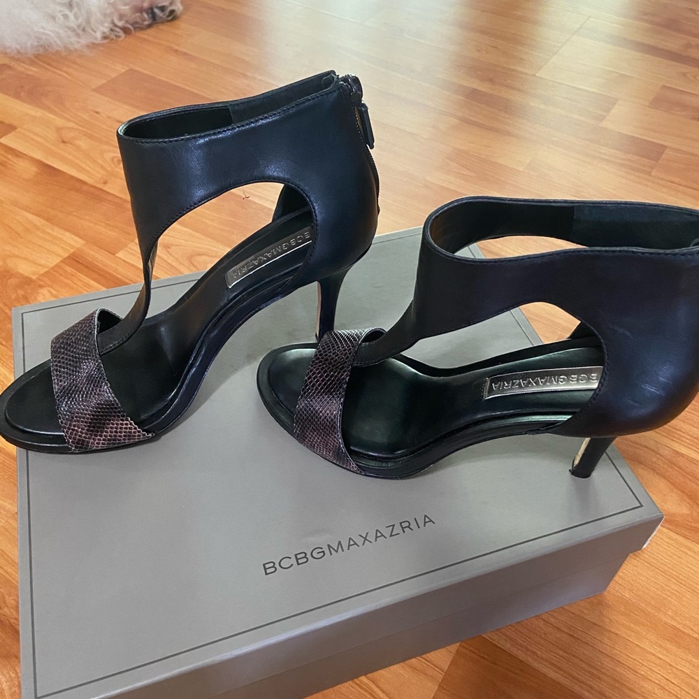 BCBG shoes